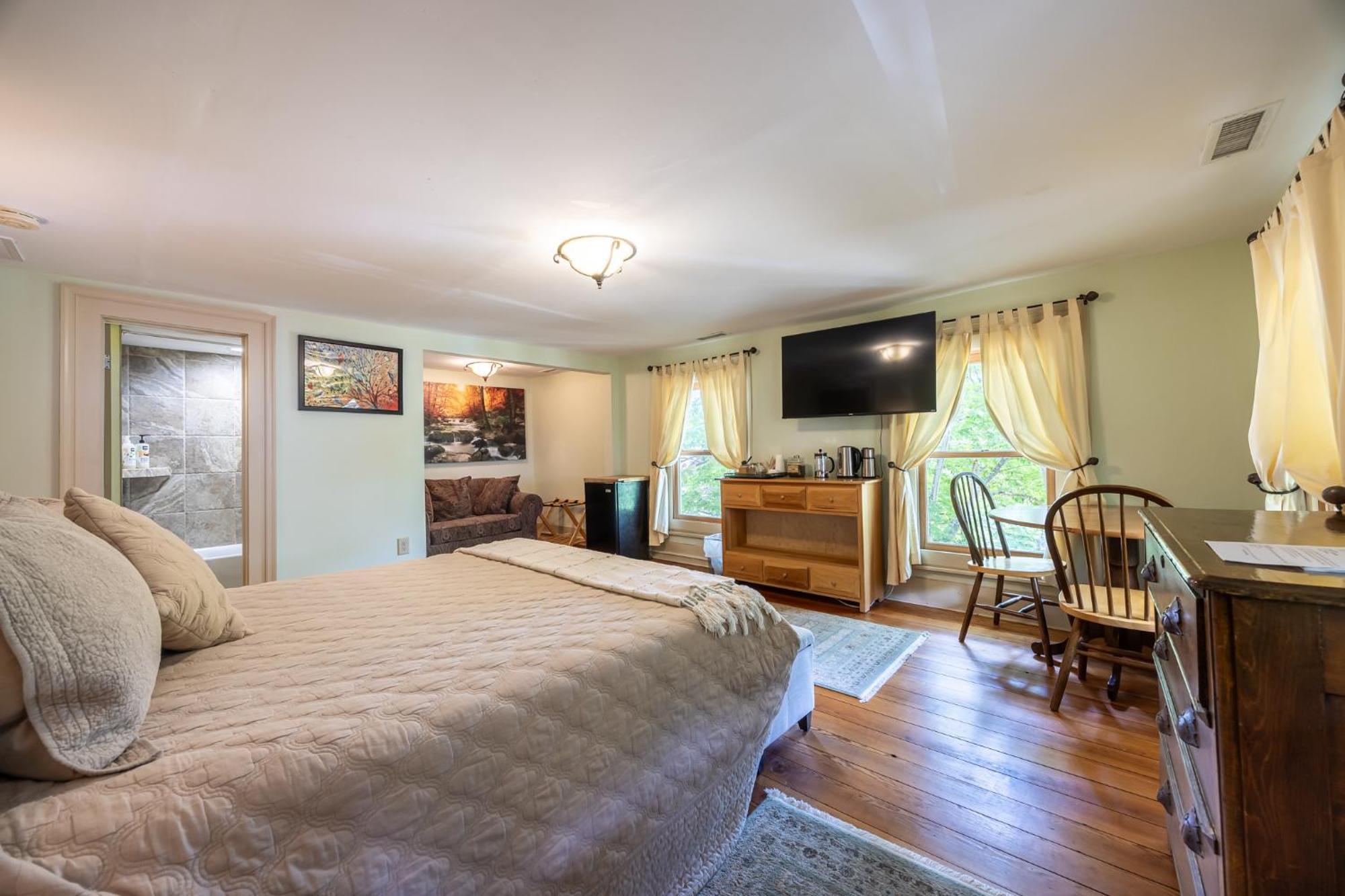 Bliss Point Farm And B&B, Llc Earlysville Екстер'єр фото