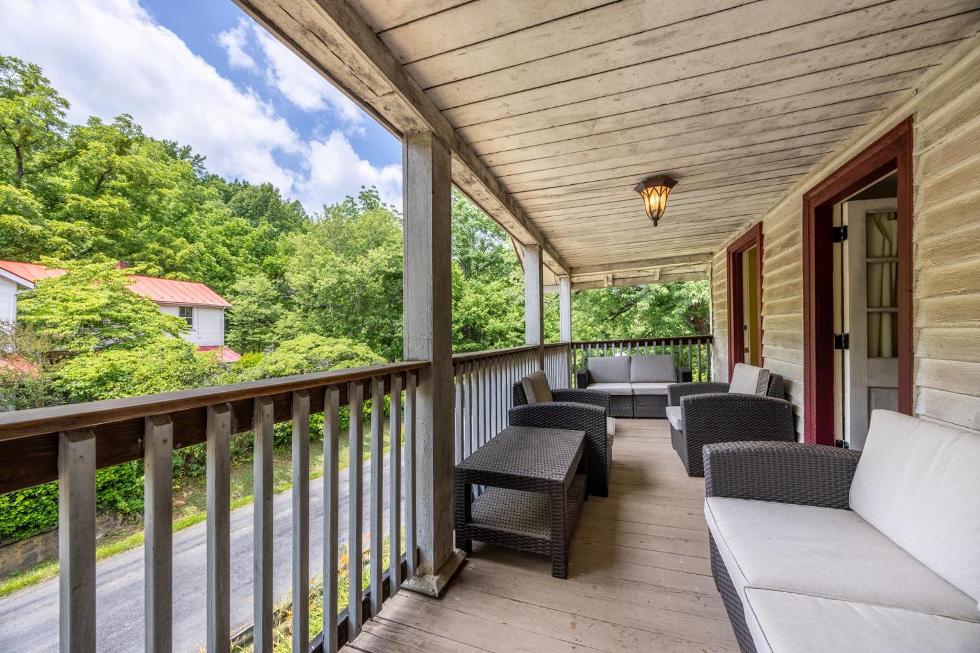Bliss Point Farm And B&B, Llc Earlysville Екстер'єр фото